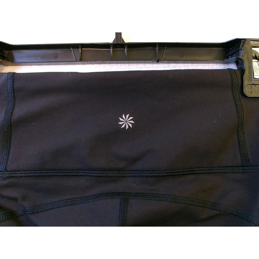 Athleta Rainier 7/8 Tight Leggings Black High‎ Rise Zip Pockets 985342 Womens M